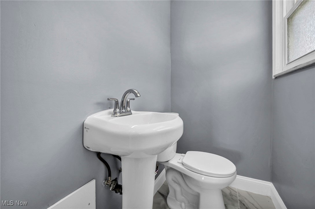4482 W 144th Street, Cleveland, Ohio image 12
