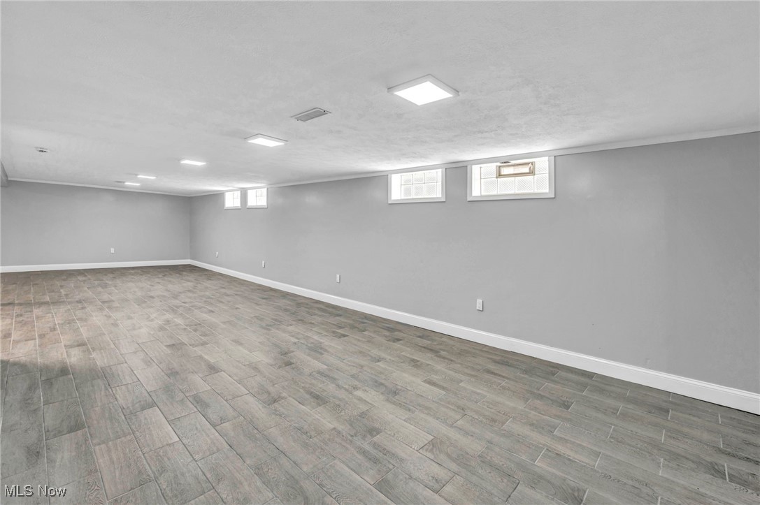 4482 W 144th Street, Cleveland, Ohio image 24