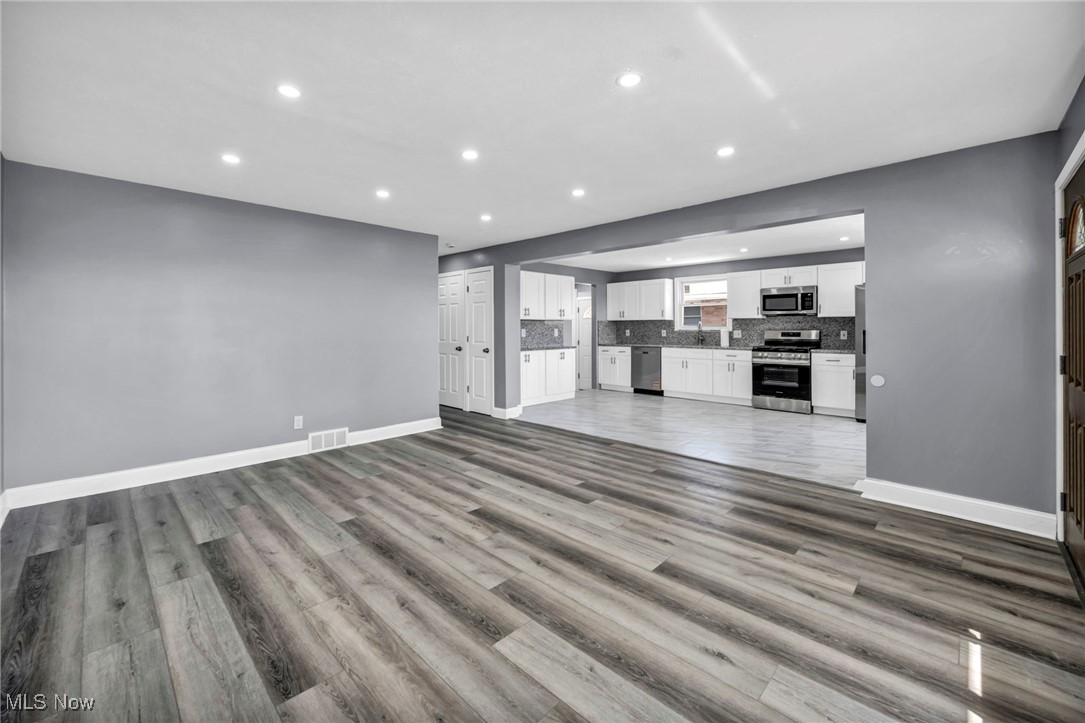 4482 W 144th Street