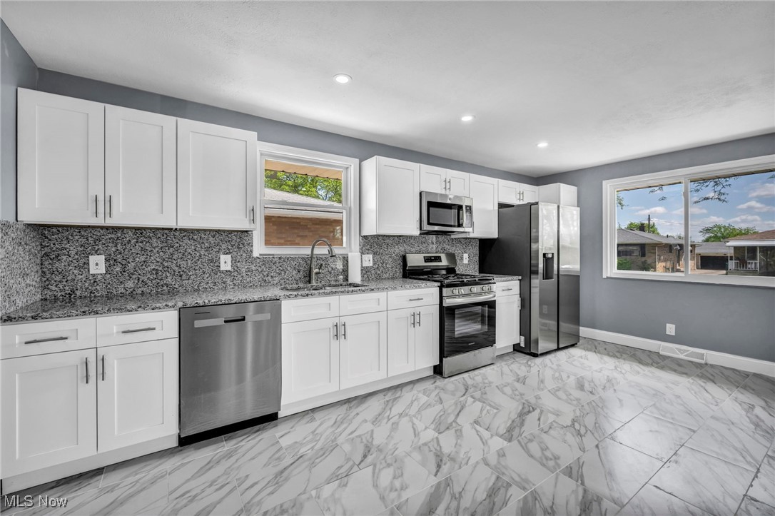 4482 W 144th Street, Cleveland, Ohio image 8