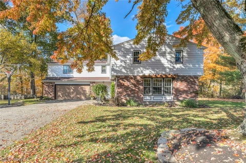 Photo of 41650 Butternut Ridge Road, Elyria, OH 44035 (MLS # 5256903)