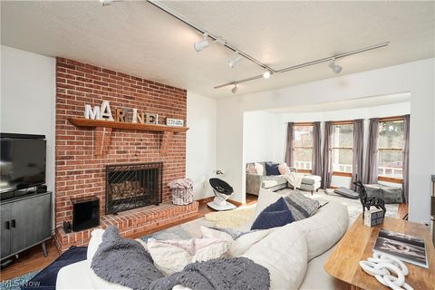 Tiny photo for 221 Lake Front Drive, Akron, OH 44319 (MLS # 5187584)