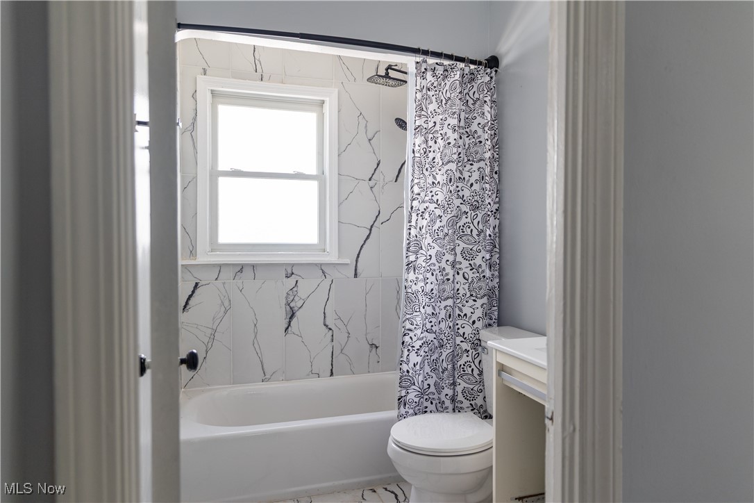 Oxford Manor - Residential