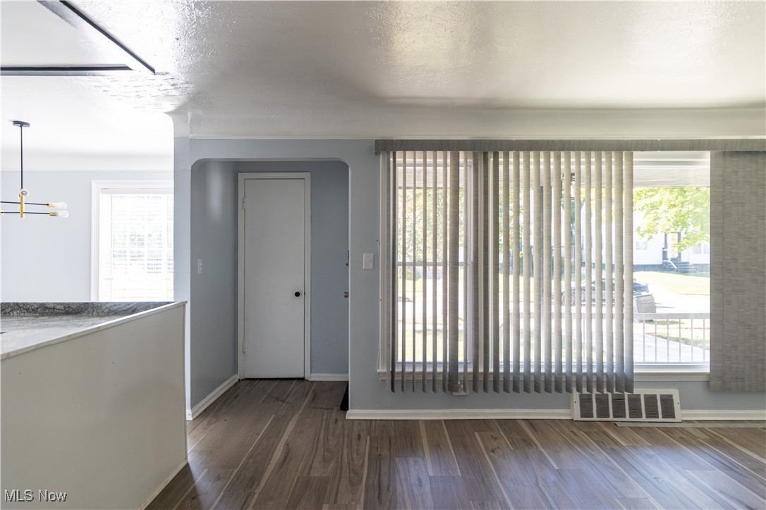 Oxford Manor - Residential