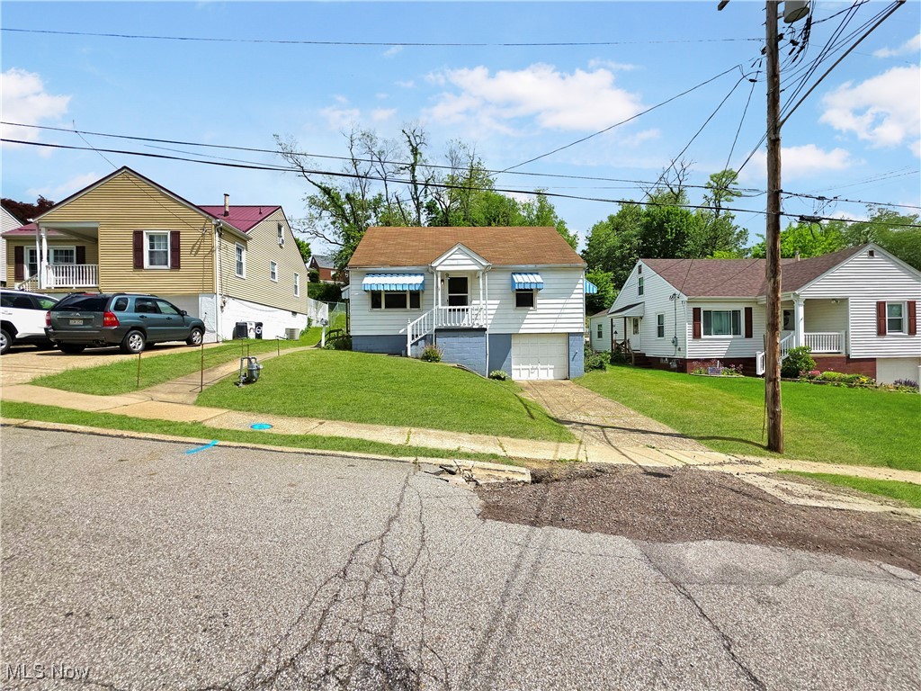 121 Valley Way Way, Weirton, West Virginia image 2