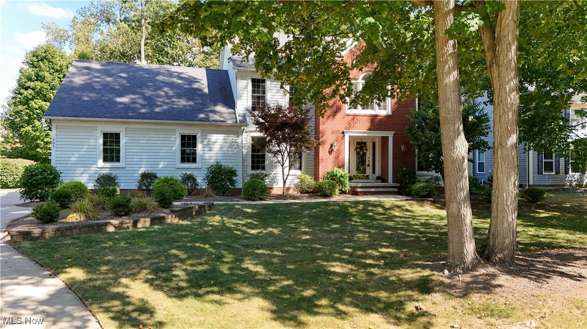 Beautiful brick colonial home in the Woods of Aurora on large wooded lot. This 4 bedroom home offers a three car garage, hardwood floors, a spacious master suite with bonus sitting room, dining room, office space and eat in kitchen. The family room off the kitchen, has a cozy brick fireplace. The lower level is finished with recreational space and bonus guest room and full bathroom.
The home is on a quiet cul-de-sac and offers a newer concrete patio and private wooded yard close to award winning Aurora schools and parks.