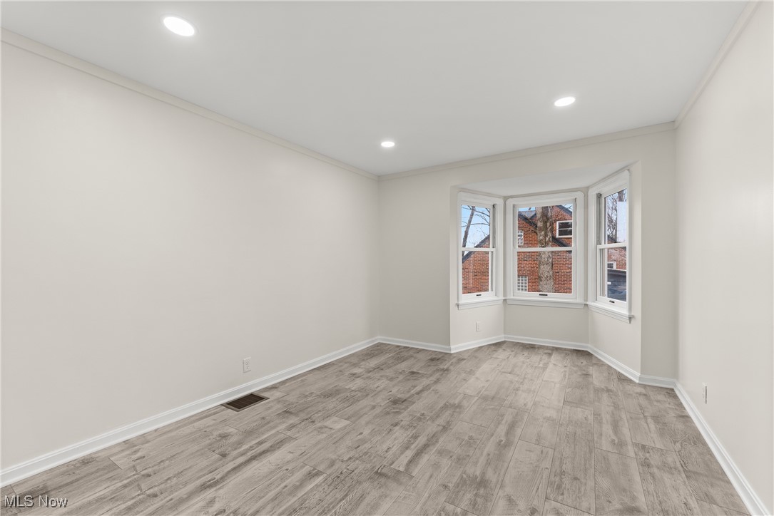 6602 W Ridgewood Drive, Parma, Ohio image 25