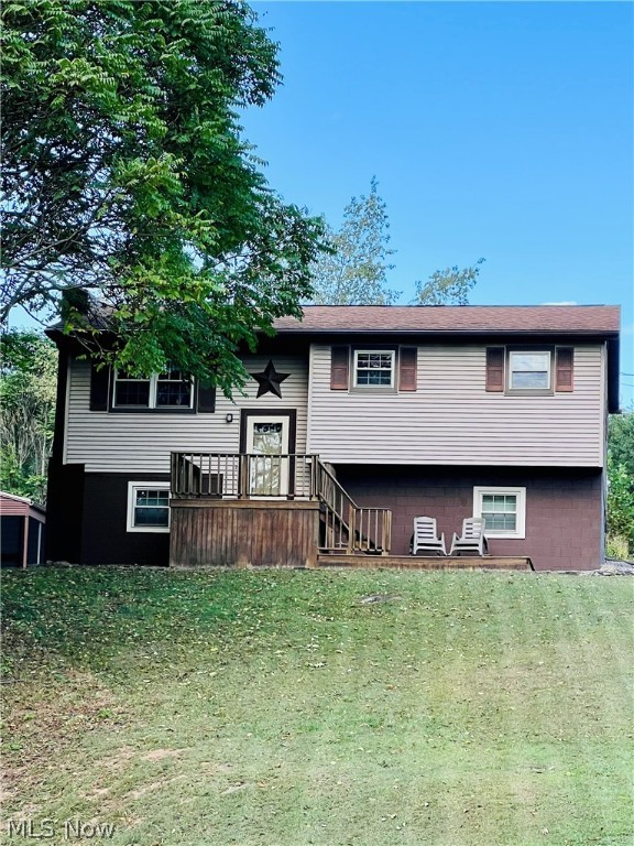 Beautiful country home situated on almost 2 acres. Short distance to Parkersburg, WV and Marietta, OH. This has been a well taken care of home, and offers 3 bedrooms on main level, with the potential for a 4th and 5th bedroom on lower level. One full bath on main level, and Master bedroom has a half bath. There is a eat-in kitchen, and nice sitting area on Main level. Enjoy a spacious living area with fireplace on lower level. Relax in the outdoor space, with includes a fire pit and lots privacy. There is a 2 Car detached garage and large carport area. Schedule your showing today.