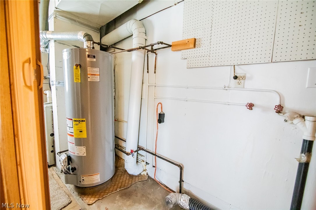 R R Debussey Adn - Residential