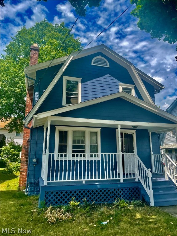 Investors, fixer-uppers ~ this house is for you! Welcome to 485 E Archwood, filled with old charm and character. This 1927 exterior of the home and front porch were freshly painted (June 2022), providing great curb appeal. Enjoy the updated eat-in kitchen with it's own little breakfast nook. Upstairs you will find 3 bedrooms and 1 full updated bathroom. The driveway is partially paved and has a 2 car detached garage. Furnace was updated approximately 2017. HWT 2020 There's no question what new carpet, cleaning, paint, and elbow grease will do to transform this home. Property is being SOLD AS-IS.