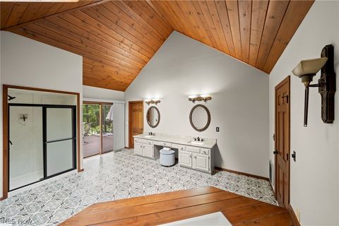 Tiny photo for 19312 Ivywood Trail, Strongsville, OH 44149 (MLS # 5209462)