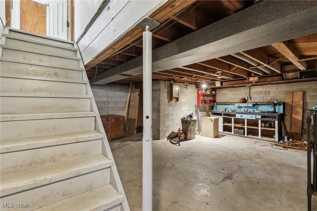 845 N Lake Street, Madison, Ohio image 32