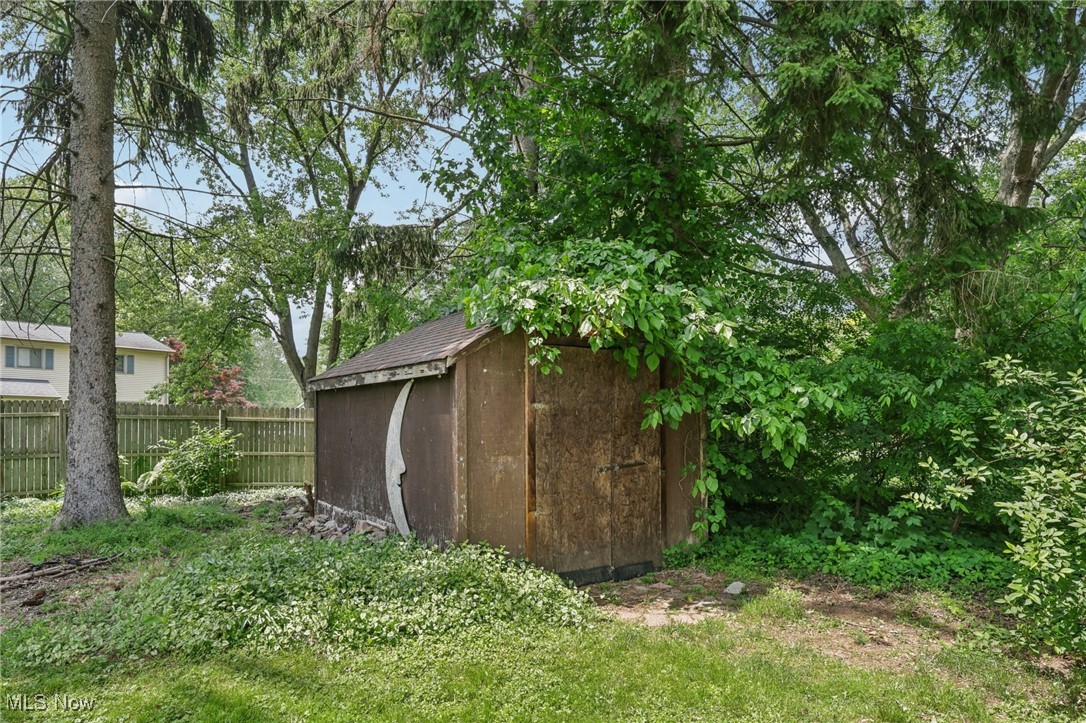 845 N Lake Street, Madison, Ohio image 37