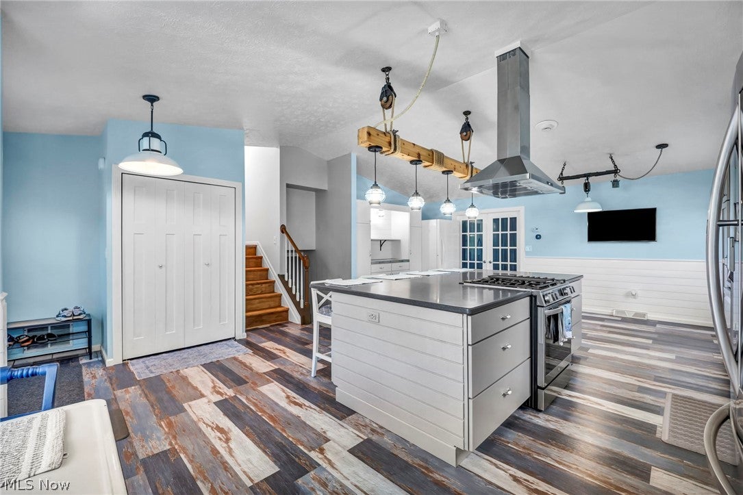 6224 Denise Drive