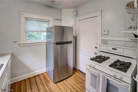 Tiny photo for 2245 Bellfield Avenue #1, Cleveland Heights, OH 44106 (MLS # 5238972)