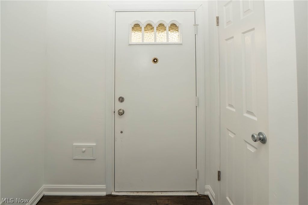 Photo of 2528 N Haven Boulevard, Cuyahoga Falls, OH 44223 (MLS # 5192375)