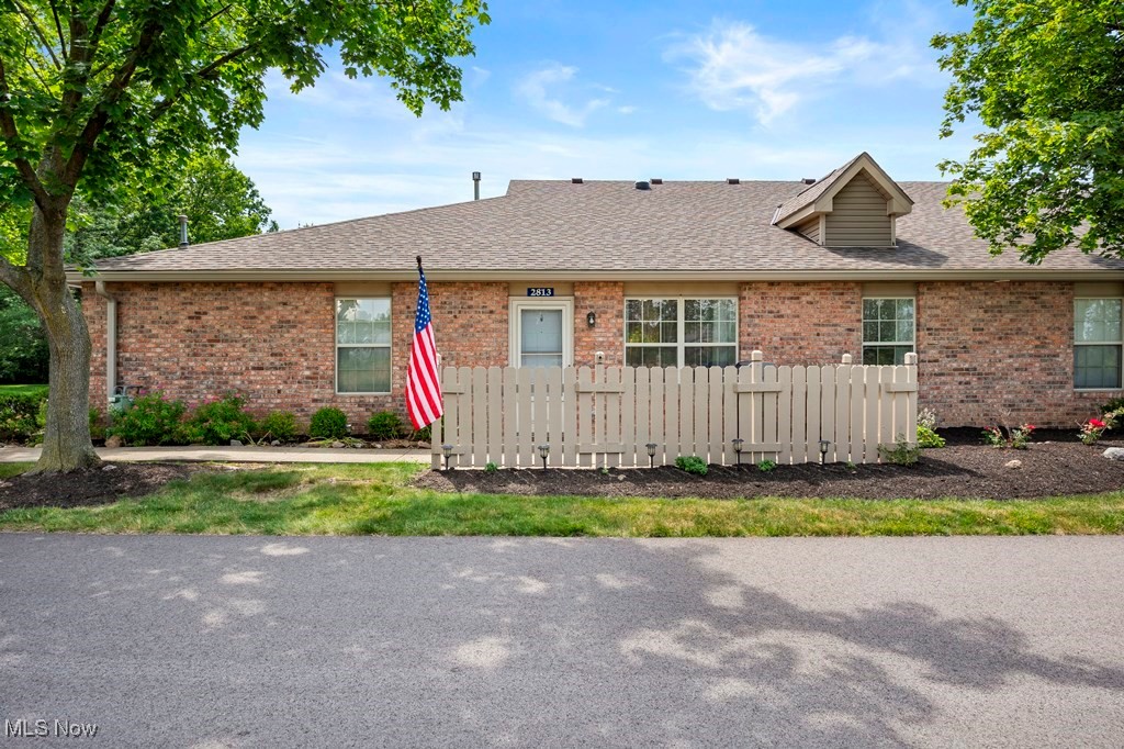 2813 Shakespeare Lane