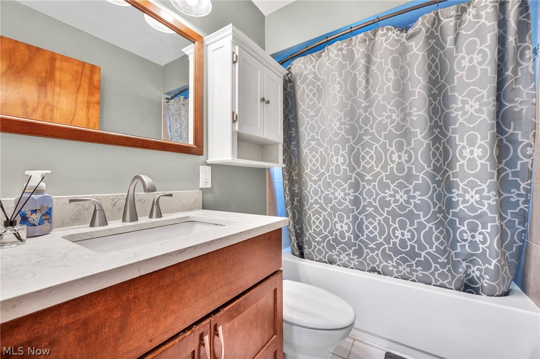 Clague Road Homes Cos - Residential