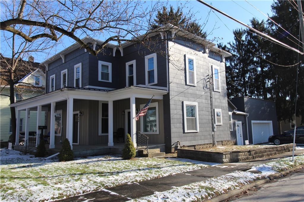 Photo of 822 W Market Street, Orrville, OH 44667 (MLS # 5177955)