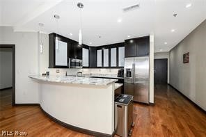 701 W Lakeside Avenue 608