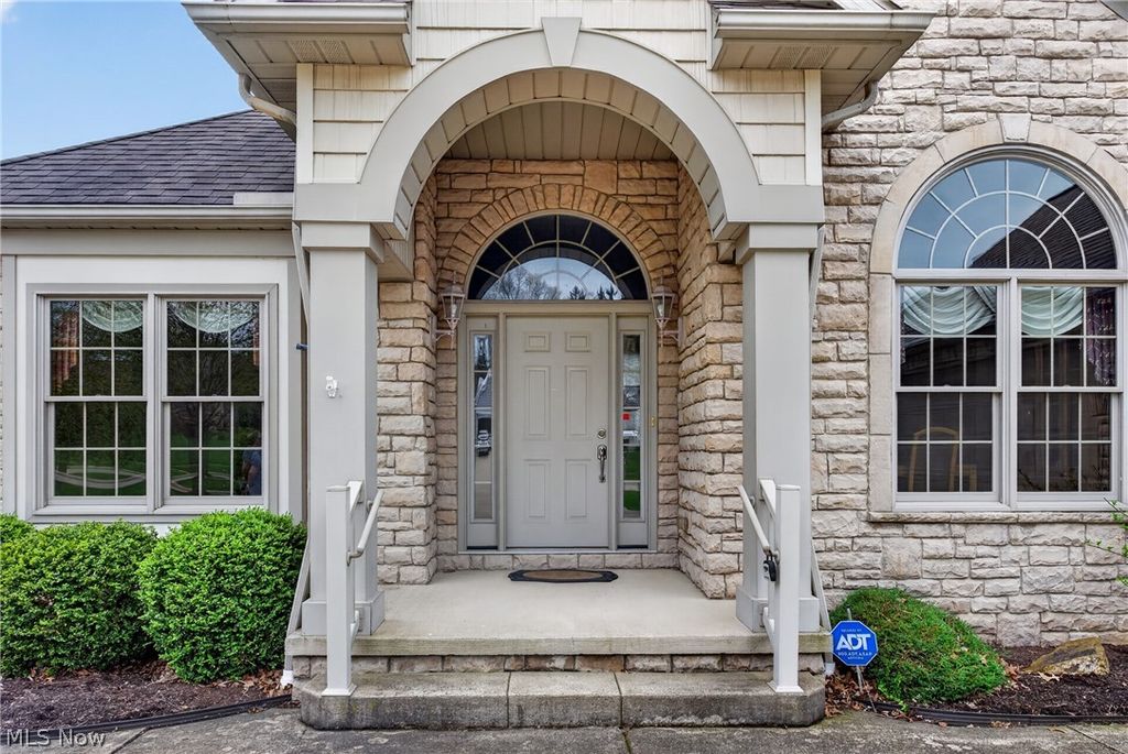 Photo of 734 Homestead Pointe Drive, Orrville, OH 44667 (MLS # 5202029)