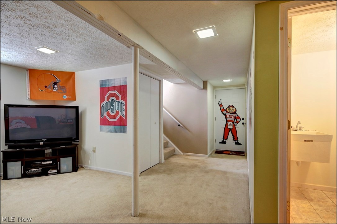 Twin Heights - Residential