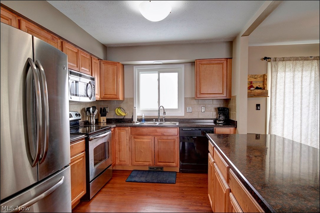 Twin Heights - Residential