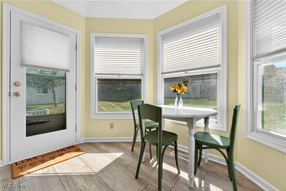 Swan Lake - Residential