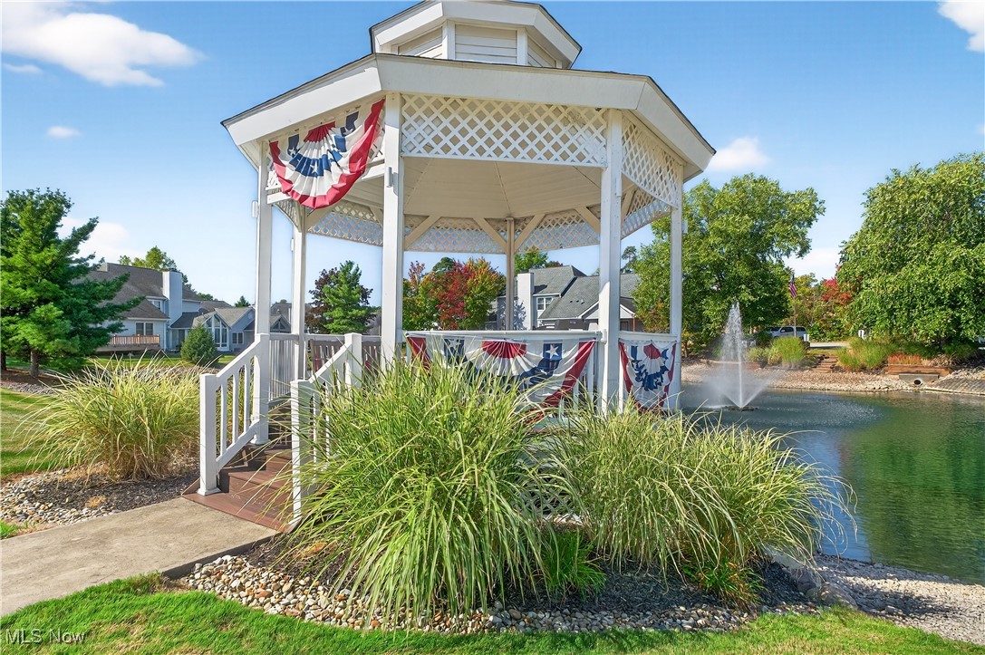 Swan Lake - Residential