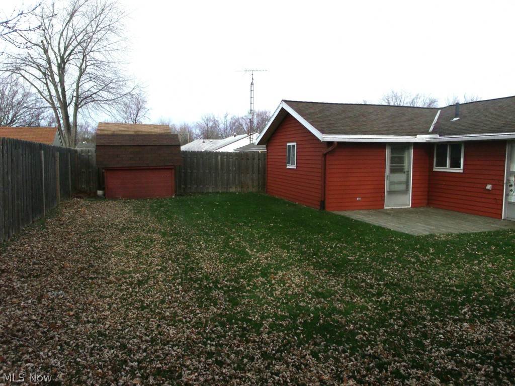 Lake Breeze Manor - Residential