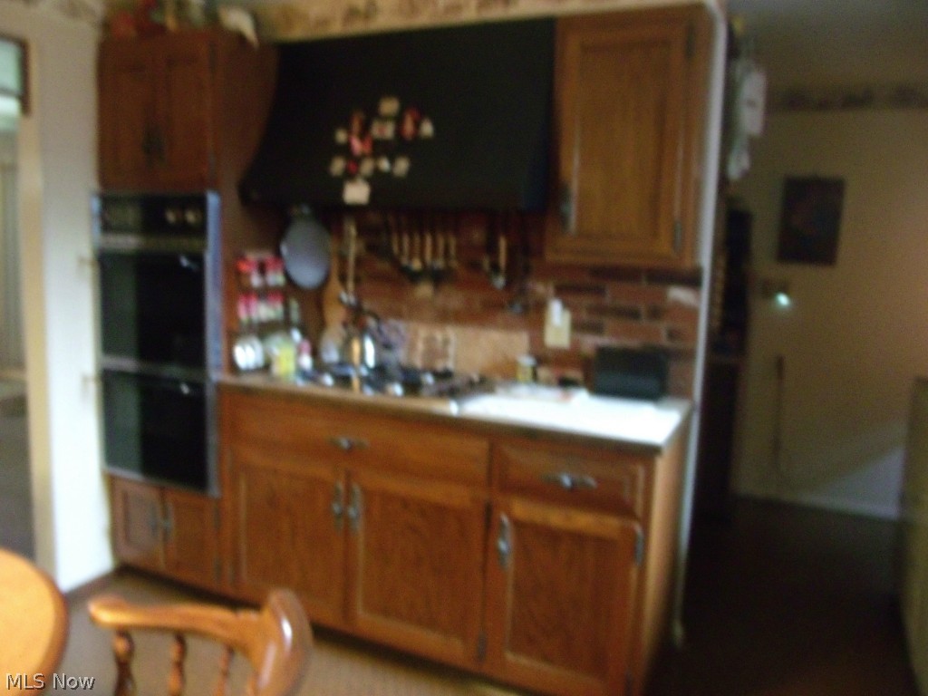 Lake Breeze Manor - Residential