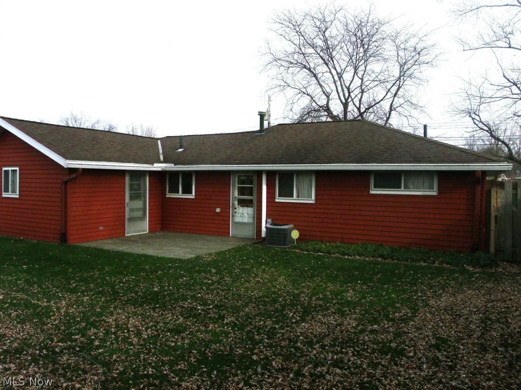 Lake Breeze Manor - Residential