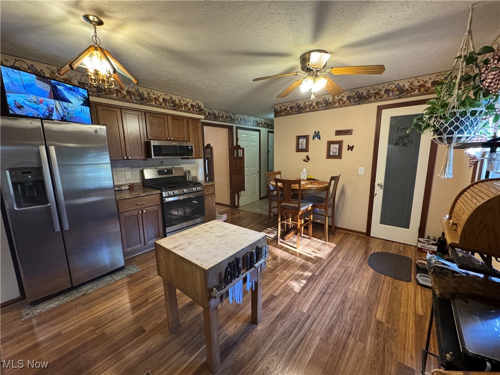 City/Mentor 07 - Residential