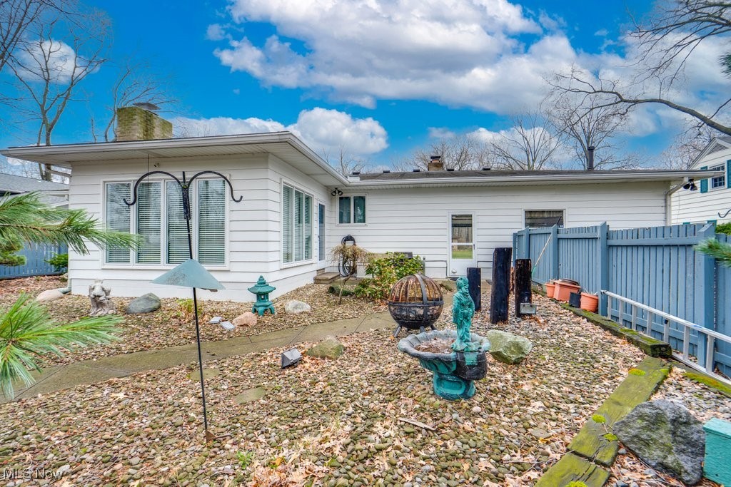 3720 Amherst Avenue, Lorain, Ohio image 6