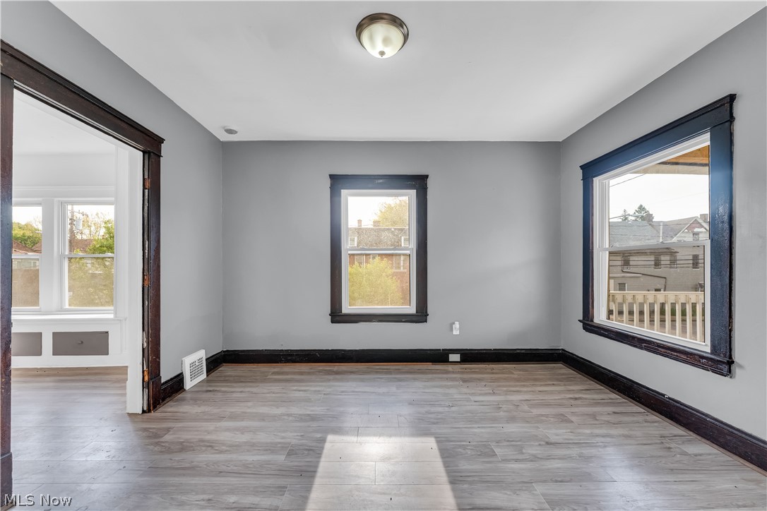 Stone Hickox Hosmer Bates & Smith - Residential Income