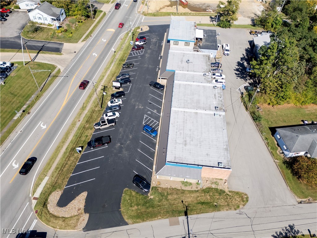 Albern Dev - Commercial Lease