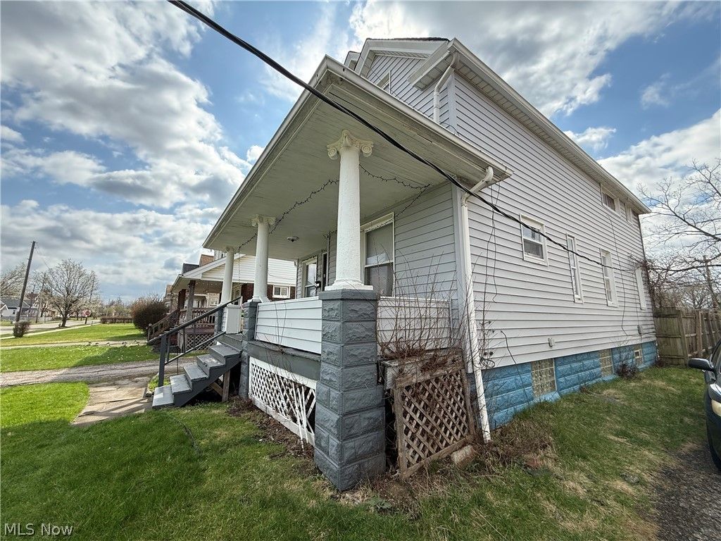 Photo of 13408 Svec Avenue, Cleveland, OH 44120 (MLS # 5198570)