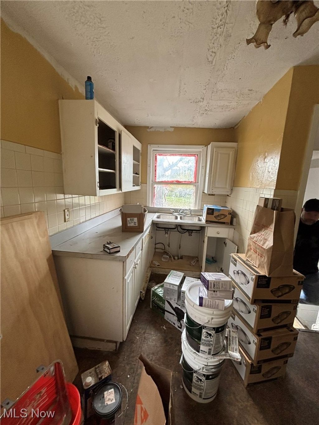 Photo of 3833 E 144th Street, Cleveland, OH 44128 (MLS # 5185075)