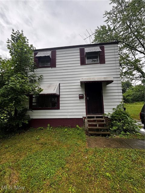 Homes For Sale - 3833 E 144th Street<br/> Cleveland, OH 44128