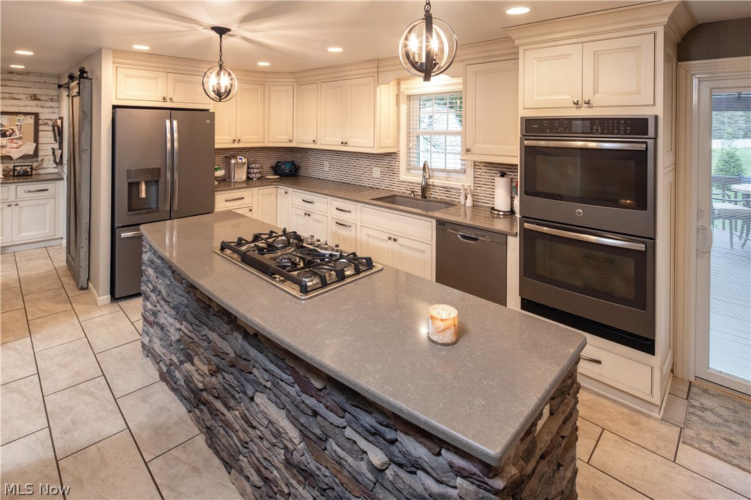 Jackson Bluffs 01 - Residential