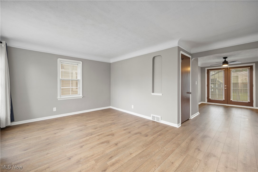 3807 Freehold Avenue