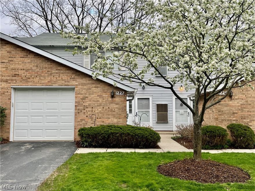 Welcome home to this fabulous 2 bedroom 2 full bath condo.  Nestled back from the cities hustle and bustle yet in the heart of it all, with  close proximity to shopping, restaurants and more! Enjoy peaceful and serene views of the woods and creek in your backyard! 
This home features a large living room and dining room combination, with a beautiful built-in entertainment center. The Galley kitchen has plenty of cabinet and counter space.  Bonus room off of the kitchen can be used for additional dining space, office, den, or sitting area. Down the hall you will find a spacious bedroom and full bath. You will also find the huge primary suite equipped with a full en-suite and extra large walk in closet.  Ample storage throughout this condo and in suite laundry.  First floor living at its finest! NEW HVAC (2019). Schedule your private showing today!