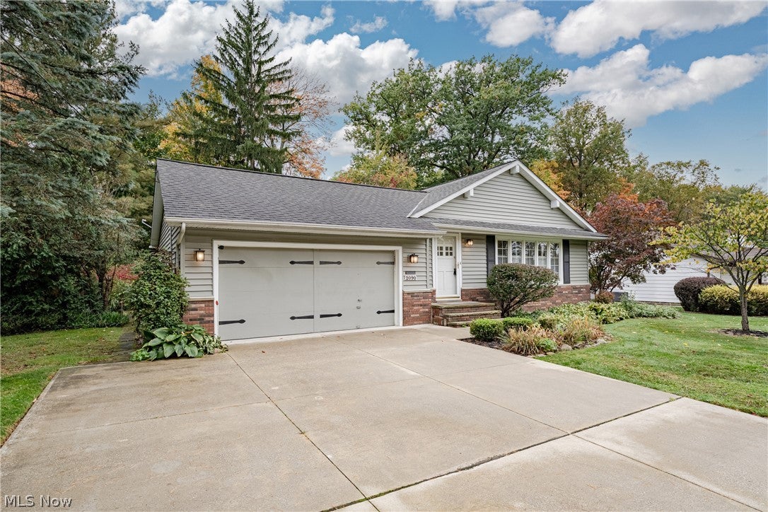 2090 Marshfield Road