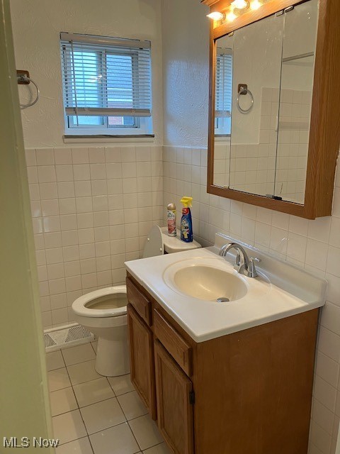 Banbury Village Condo - Residential