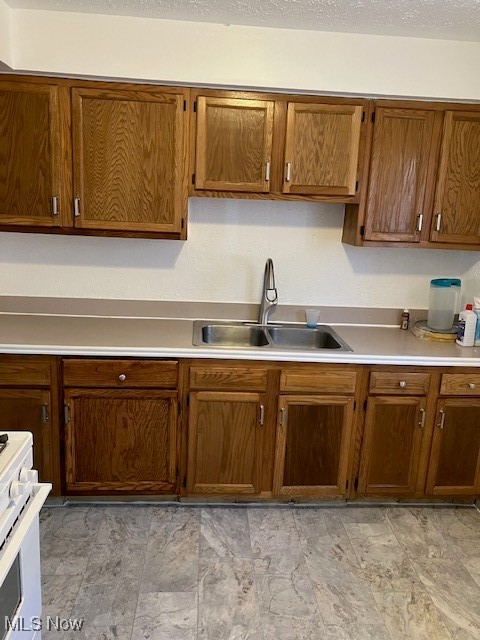 Banbury Village Condo - Residential