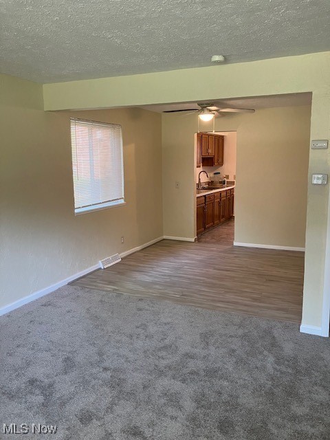Banbury Village Condo - Residential