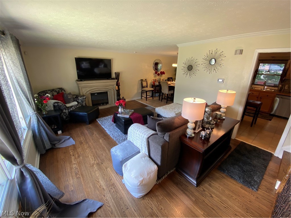 Glen Russ - Residential