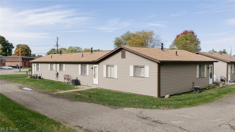Tiny photo for 417 Taff Circle, Louisville, OH 44641 (MLS # 5255602)