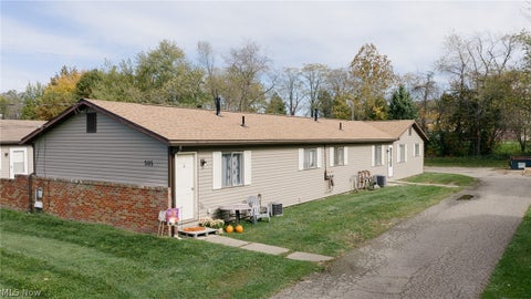 Tiny photo for 417 Taff Circle, Louisville, OH 44641 (MLS # 5255602)