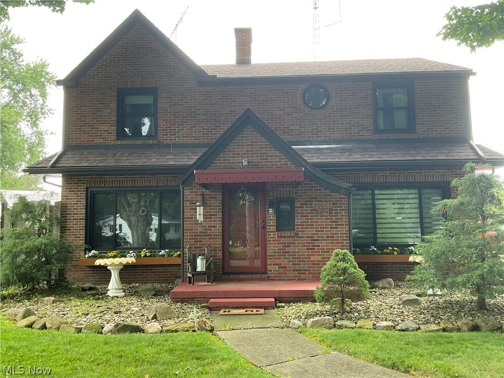 Photo of 504 2nd Avenue SE, Beach City, OH 44608 (MLS # 5224736)